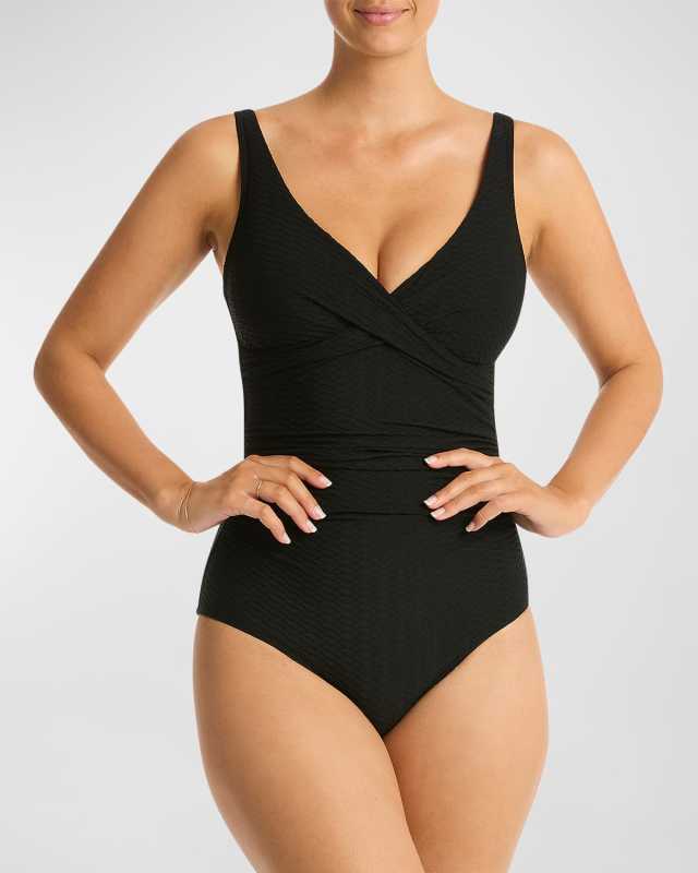Honeycomb Cross-Front Multi-Fit One-Piece Swimsuit
